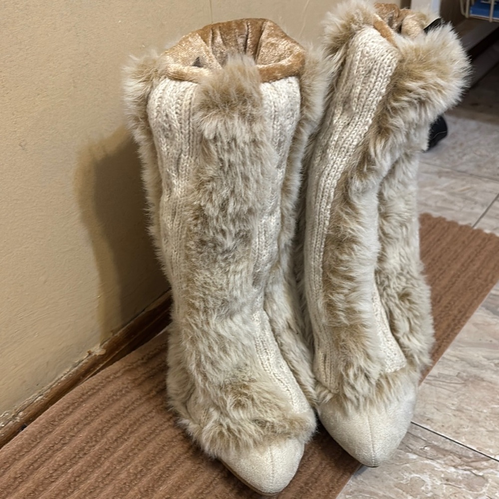 Cozy Faux Fur Winter Boots